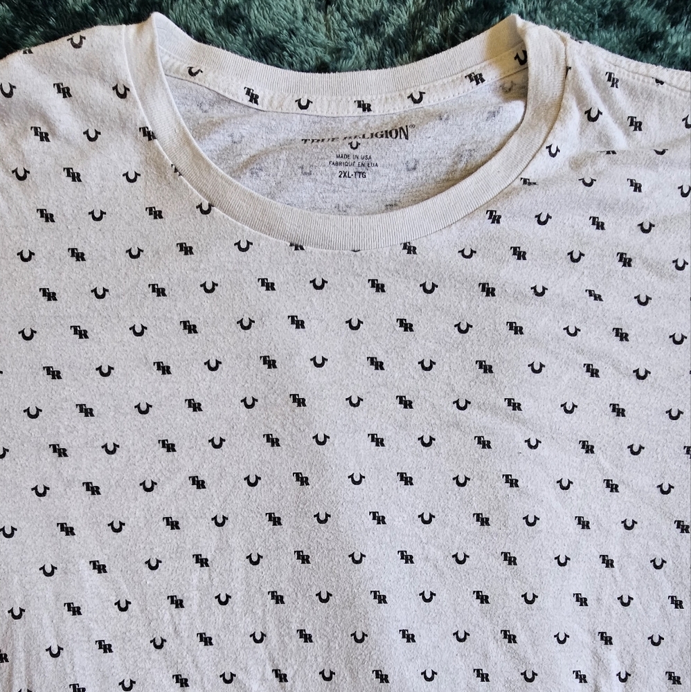 True religion white monogrammed logo t-shirt size XXL